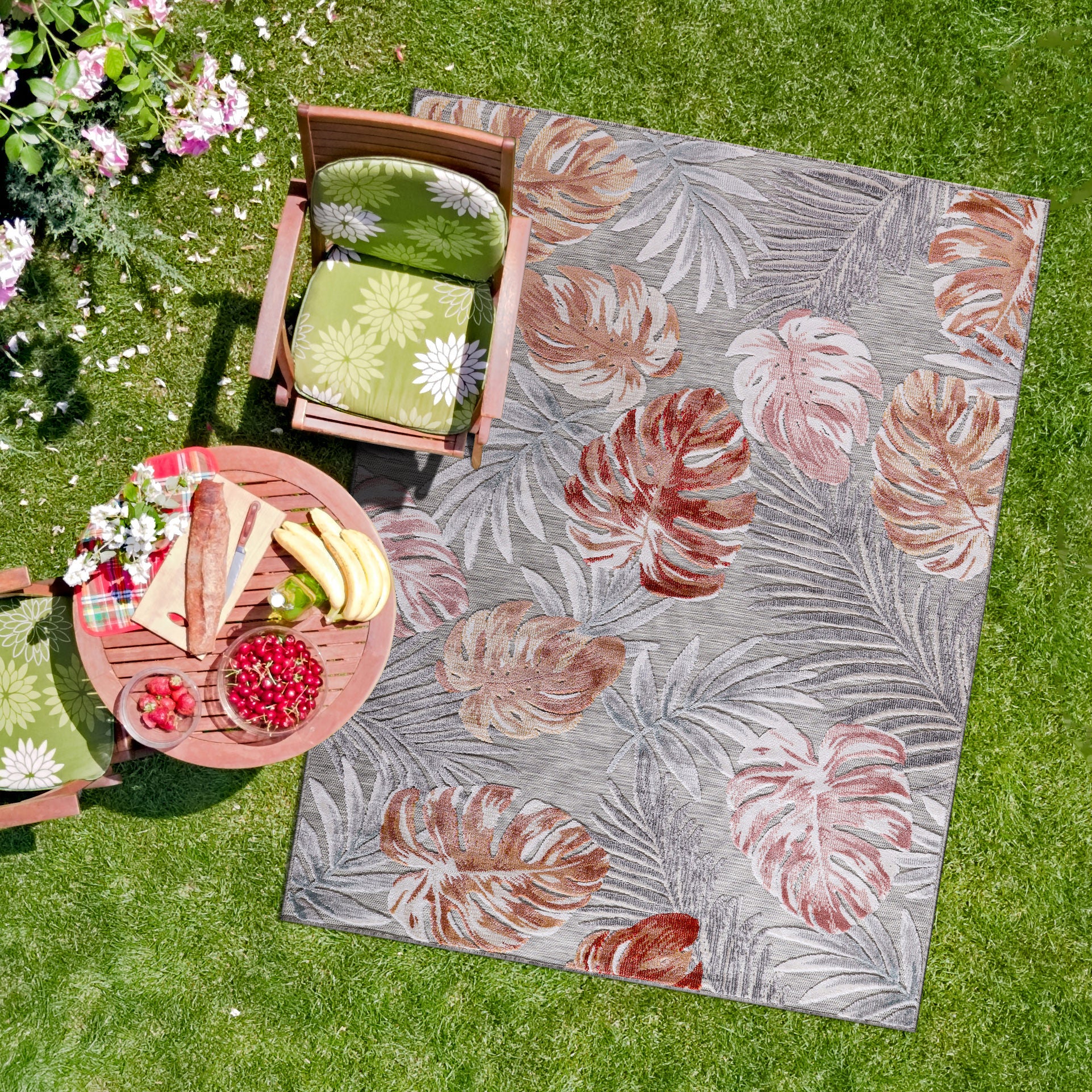 Leaf Outdoor Rug Multi