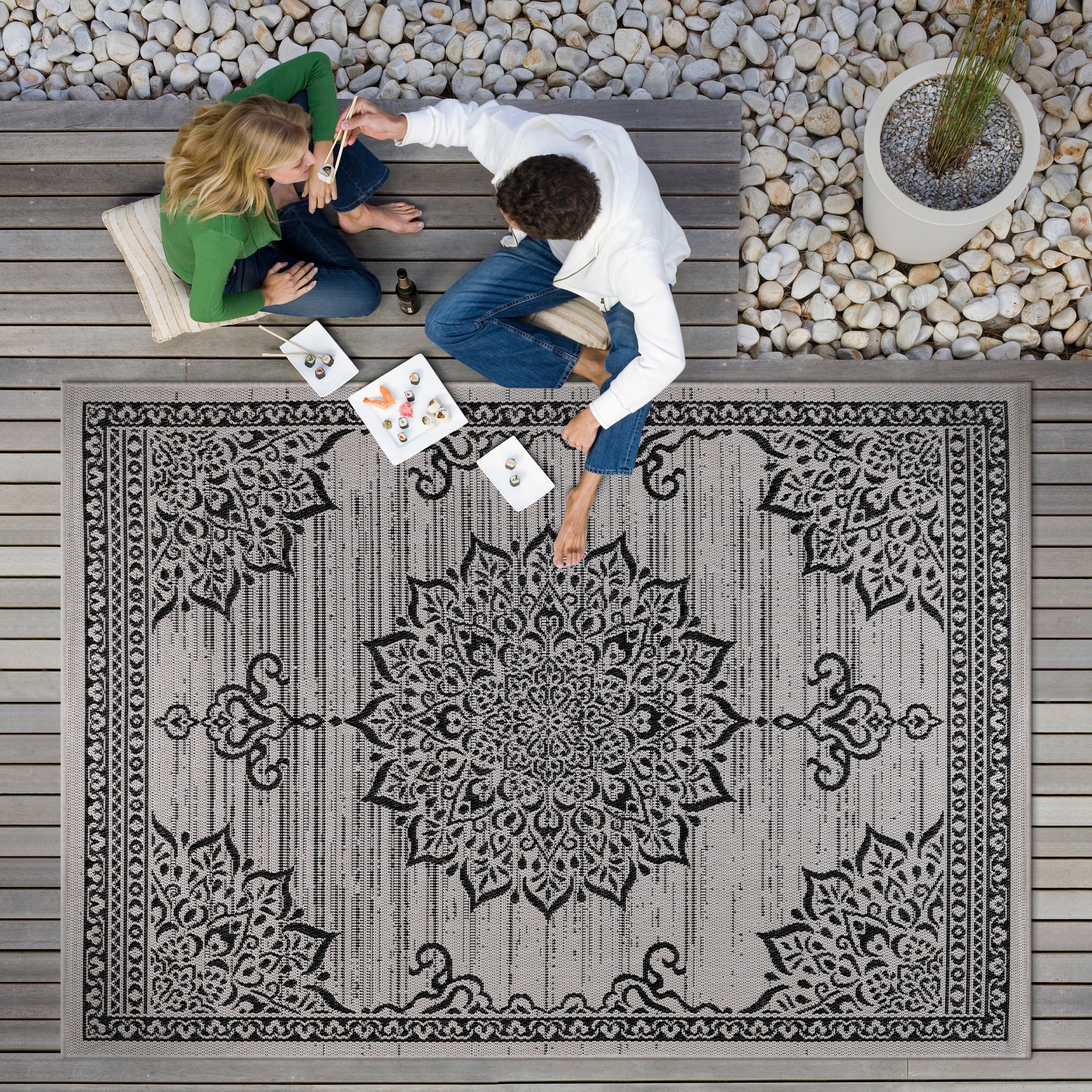 Summer Medallion Outdoor Rug White