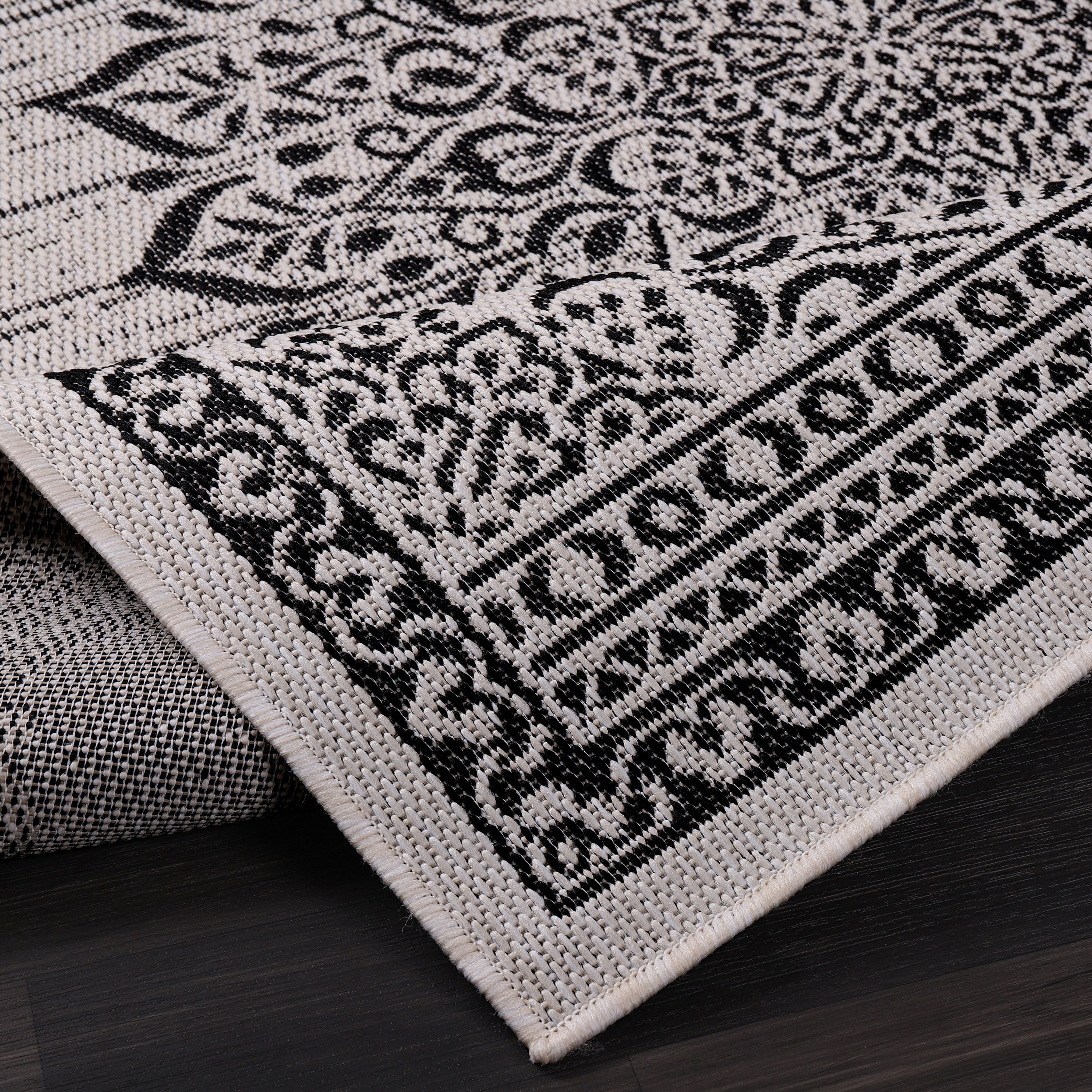 Summer Medallion Outdoor Rug White