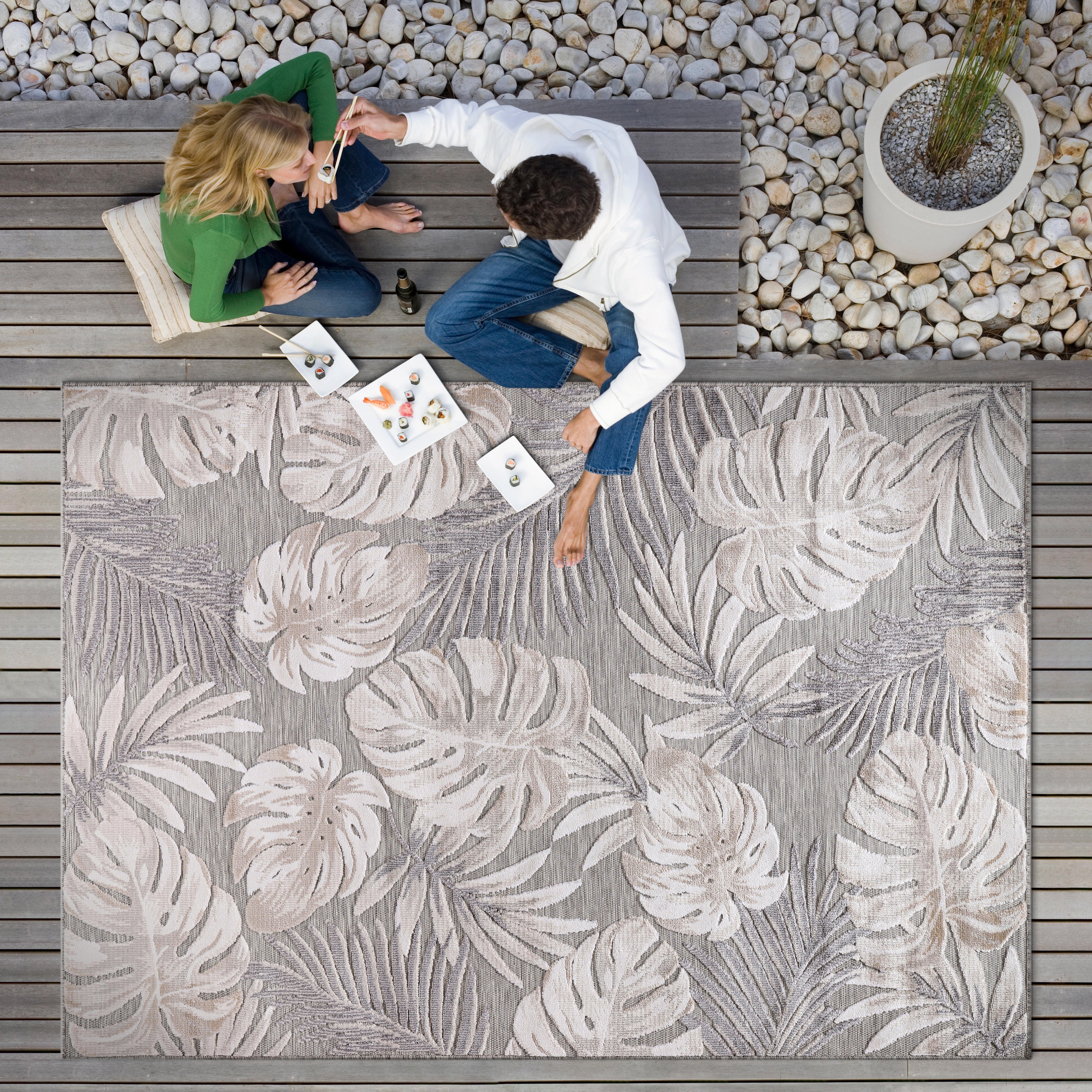 Leaf Outdoor Rug Beige