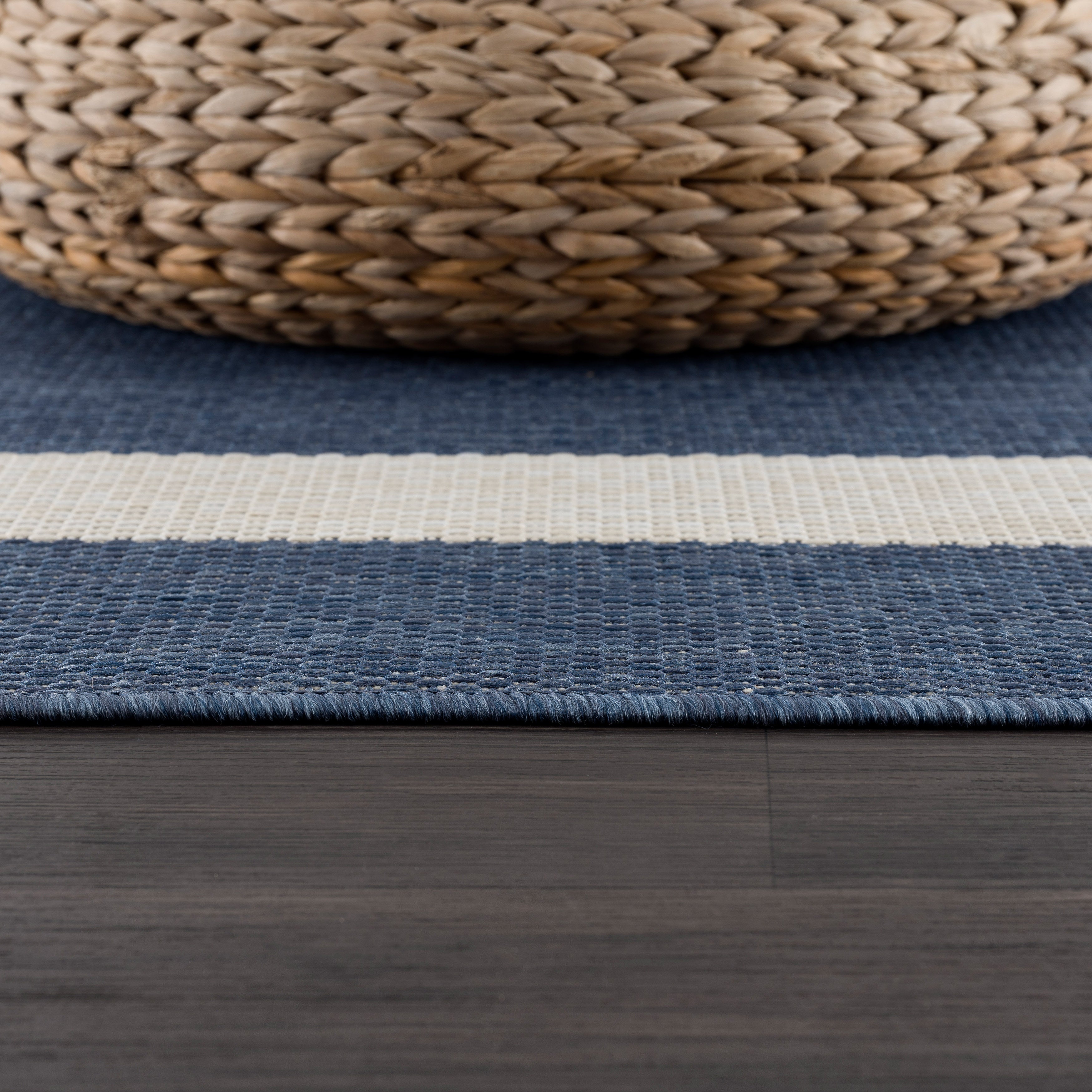 Bordered Outdoor Rugs Blue