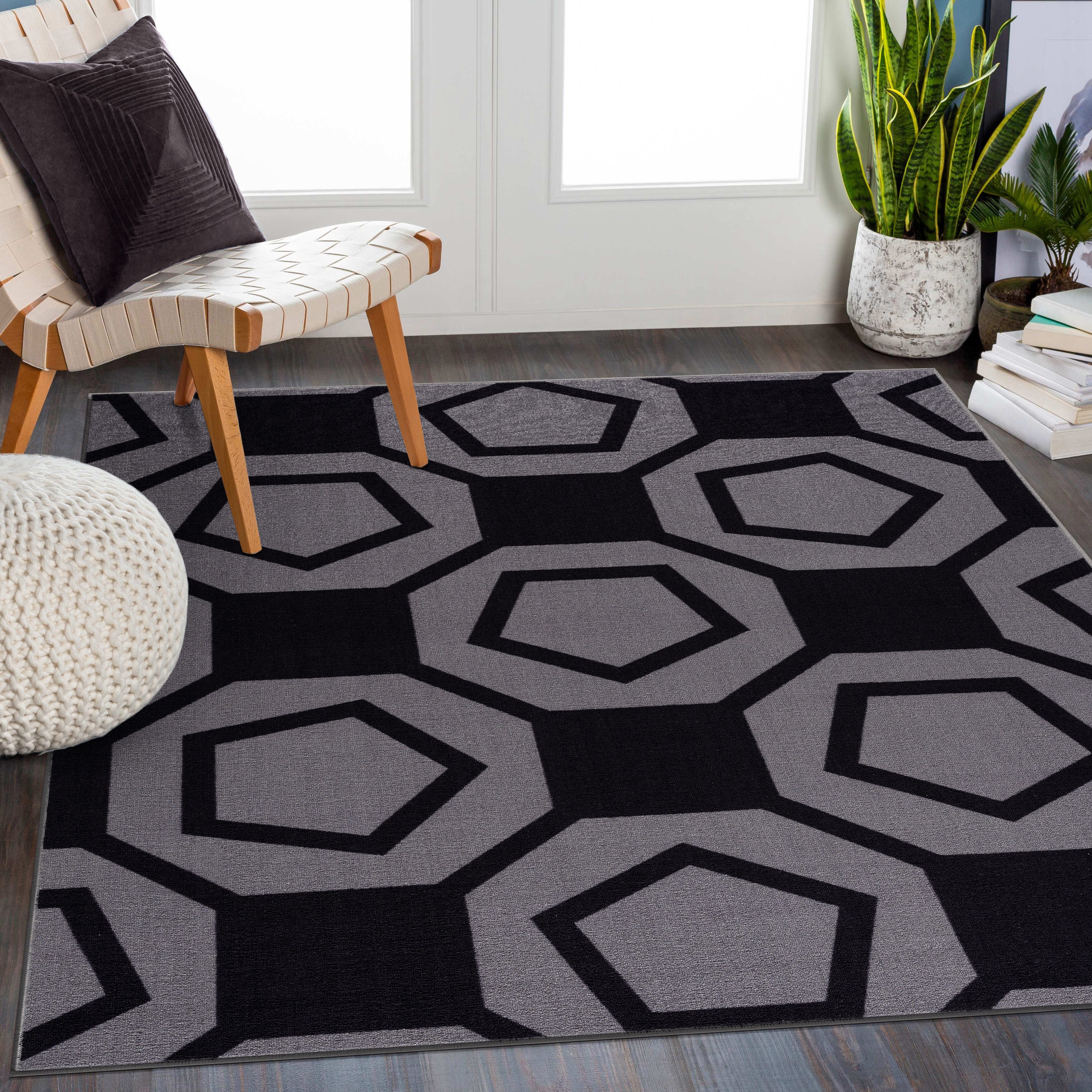 Ventura Geometric Indoor Area Rugs Black